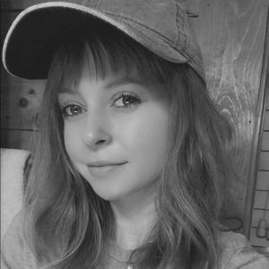 Meet your Posher, Devin